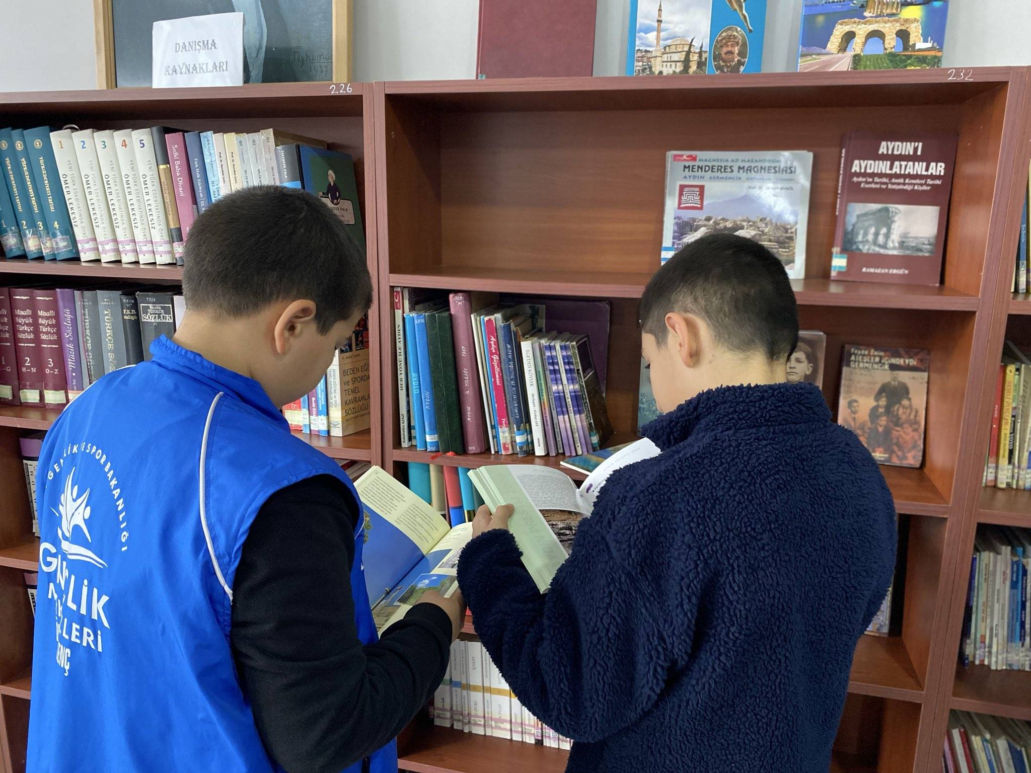 Germencik’in Gençleri Kütüphaneyi 