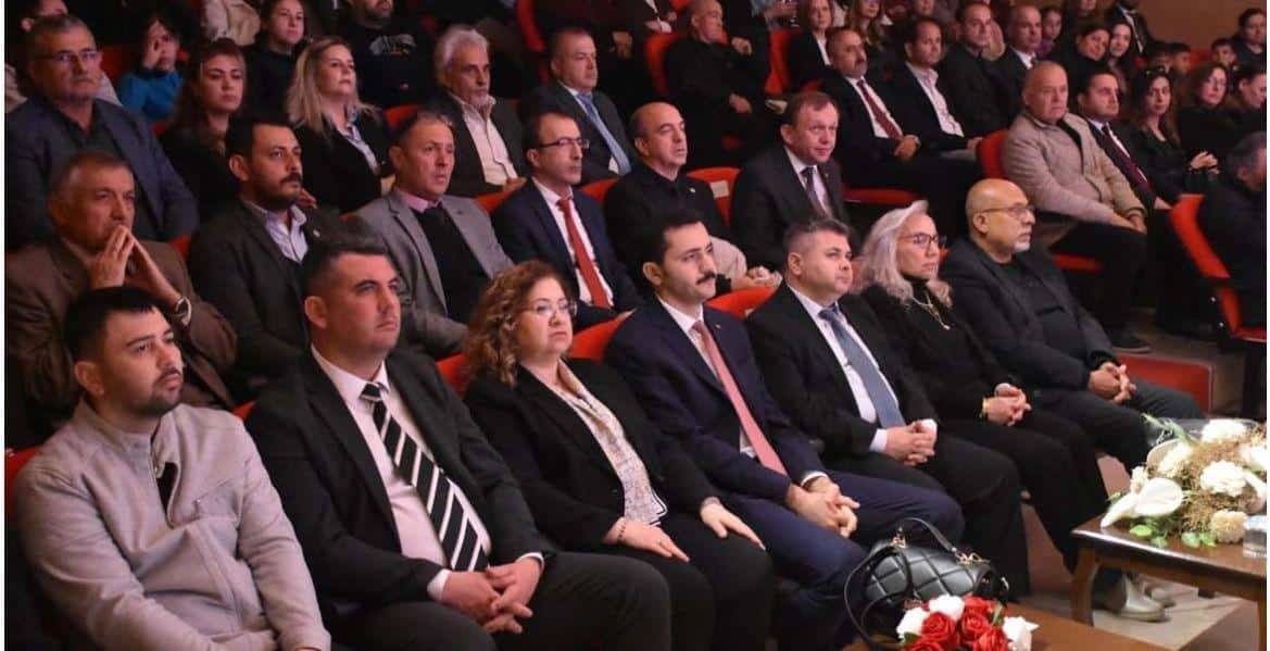 Germencik’te 18 Mart Çanakkale Zaferi ve Şehitleri Anma Günü Programı Gerçekleştirildi